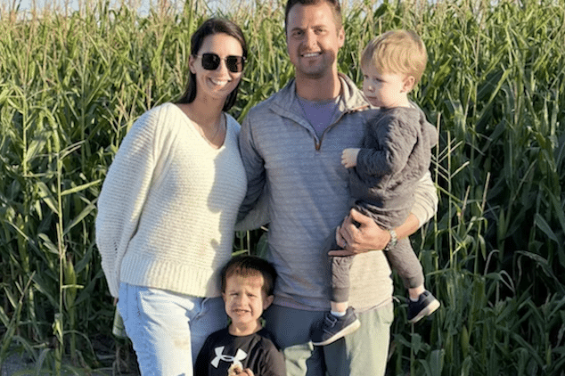 Brie Morgan Bauer Kansas City mom loses all 4 limbs due to Toxic shock syndrome during childbirth